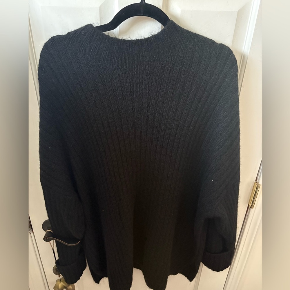 *5 for $22 bundle special* Old Navy Tunic Sweater
